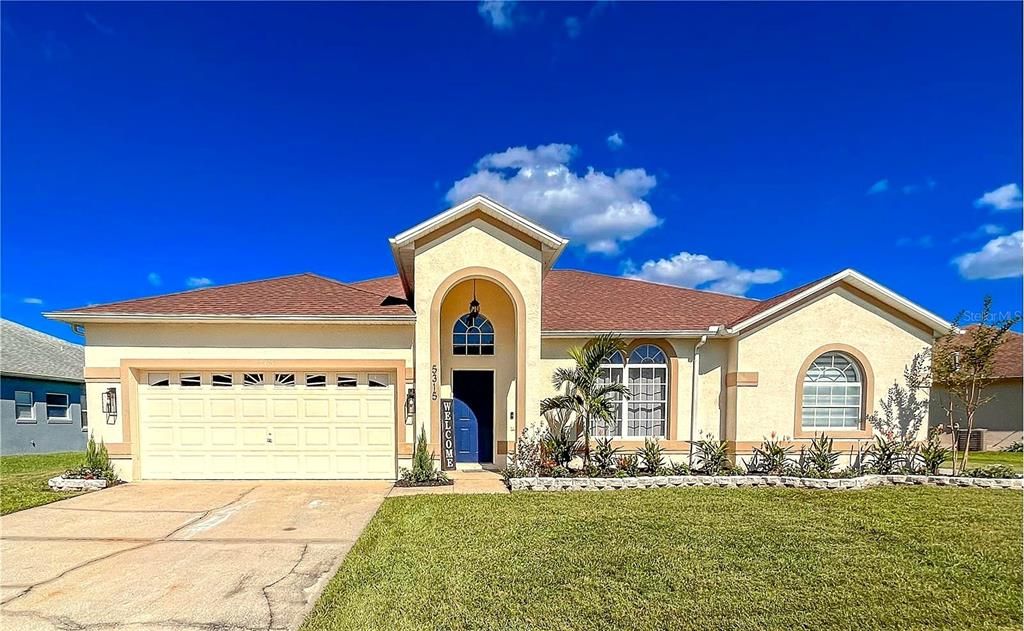 For Sale: $425,000 (3 beds, 2 baths, 1876 Square Feet)