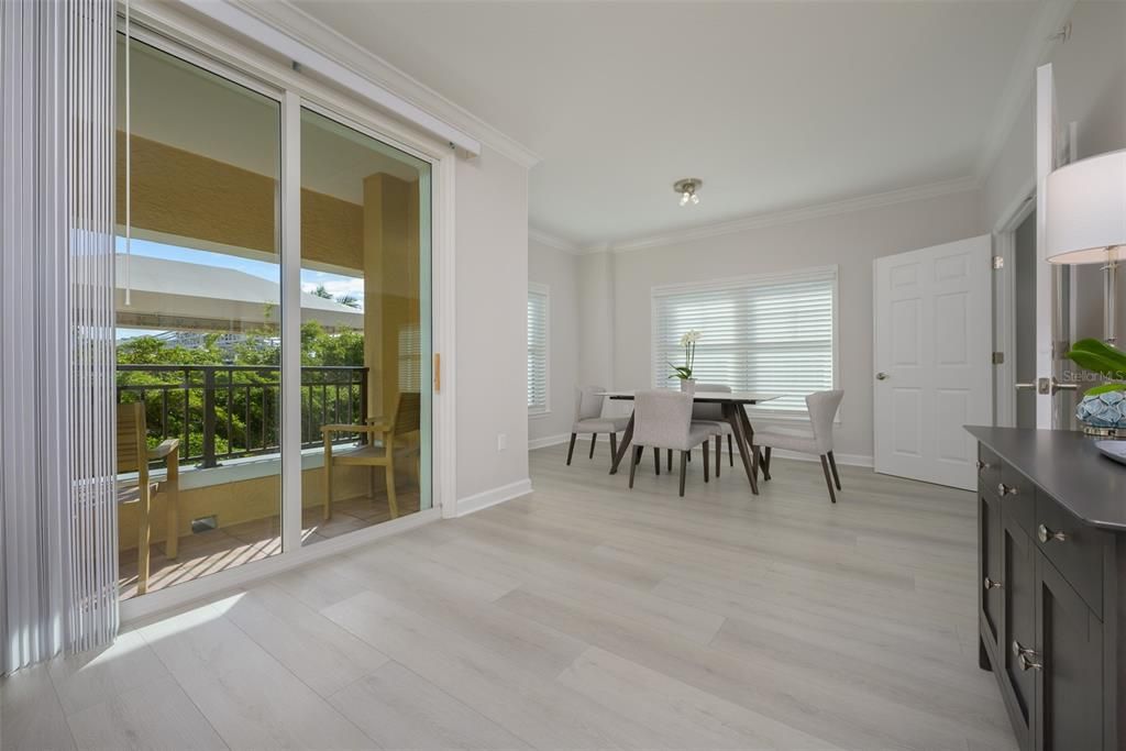 For Sale: $399,900 (2 beds, 1 baths, 1085 Square Feet)