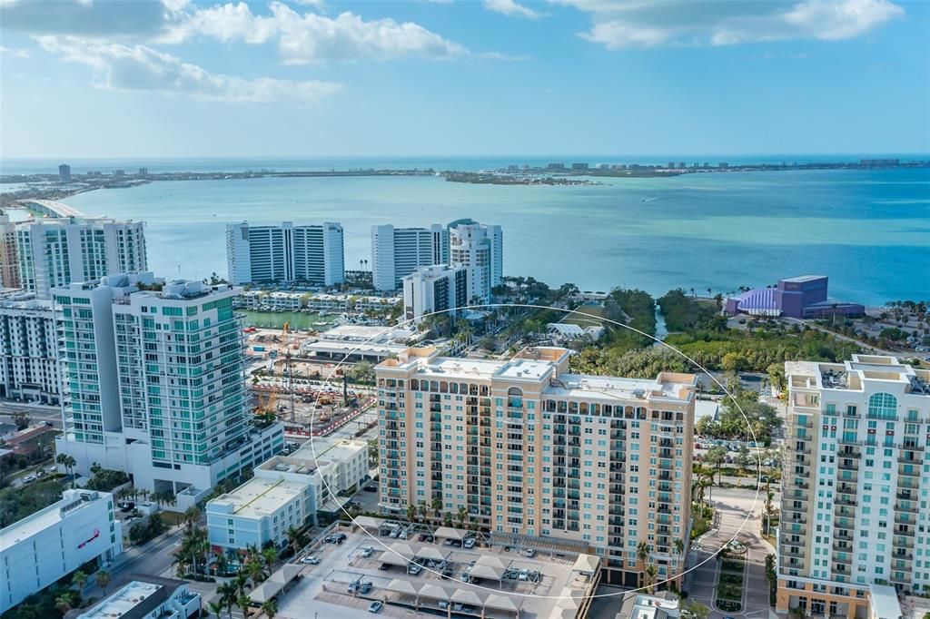 For Sale: $399,900 (2 beds, 1 baths, 1085 Square Feet)