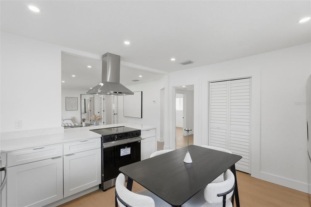 En Venta: $375,000 (3 camas, 2 baños, 1245 Pies cuadrados)