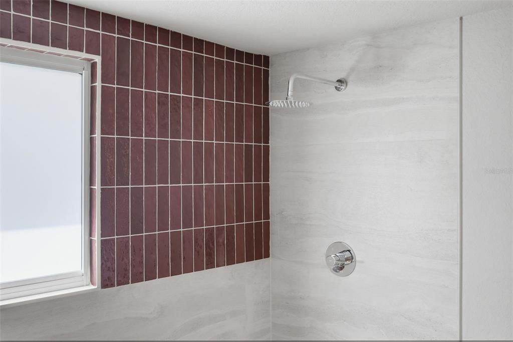 En Venta: $375,000 (3 camas, 2 baños, 1245 Pies cuadrados)