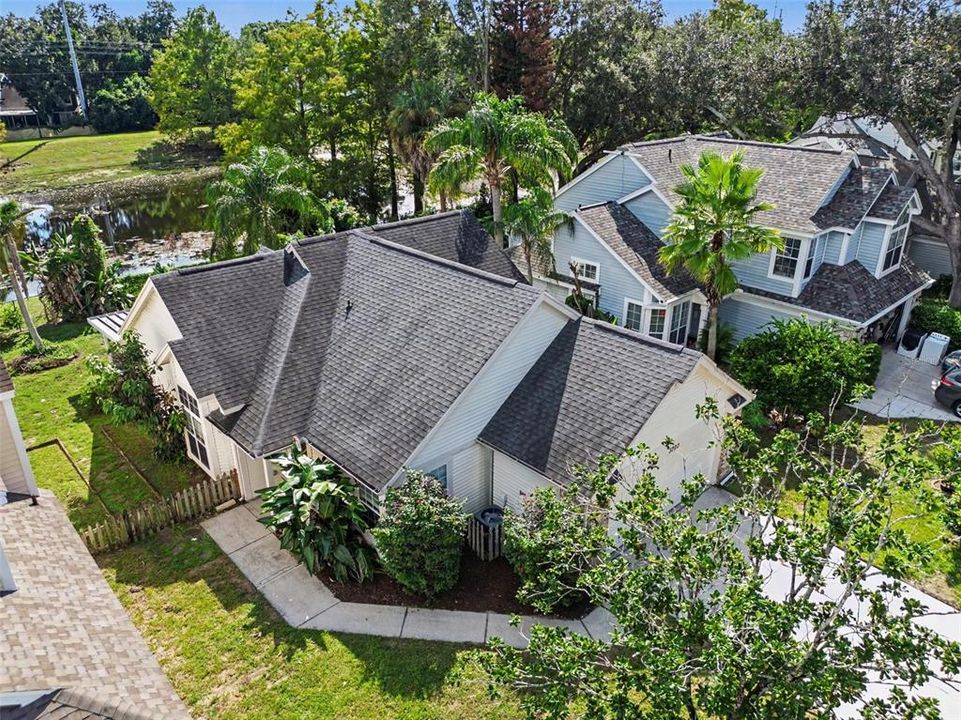 For Sale: $349,900 (2 beds, 2 baths, 1226 Square Feet)