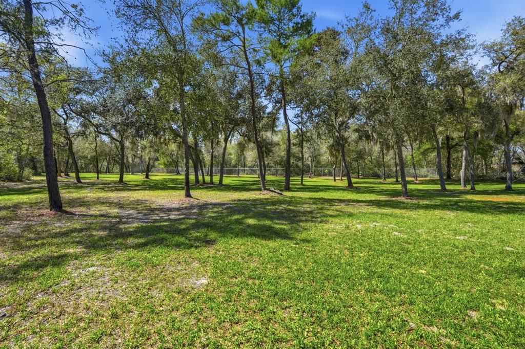 For Sale: $1,199,000 (7 beds, 4 baths, 4576 Square Feet)