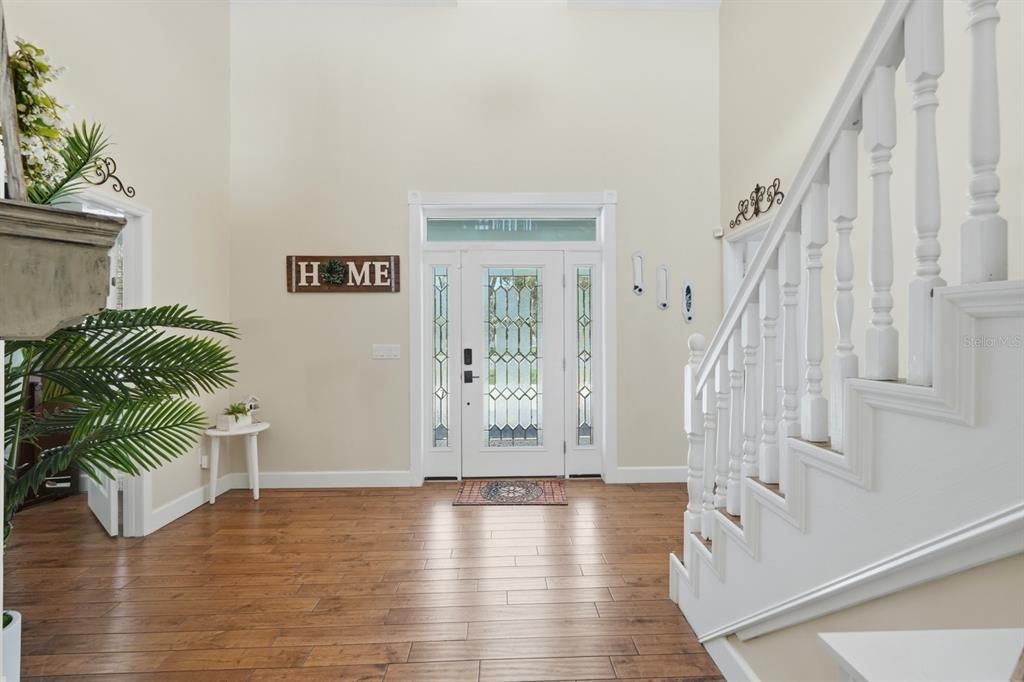 For Sale: $1,199,000 (7 beds, 4 baths, 4576 Square Feet)