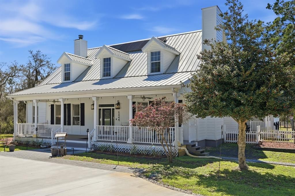 For Sale: $1,199,000 (7 beds, 4 baths, 4576 Square Feet)
