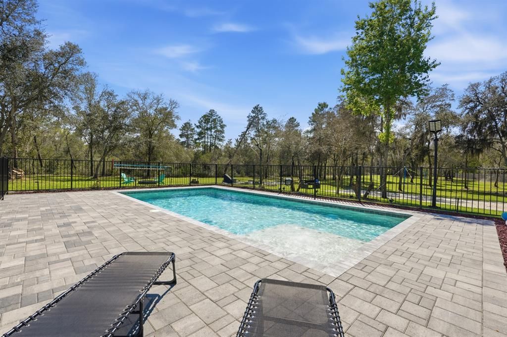 For Sale: $1,199,000 (7 beds, 4 baths, 4576 Square Feet)