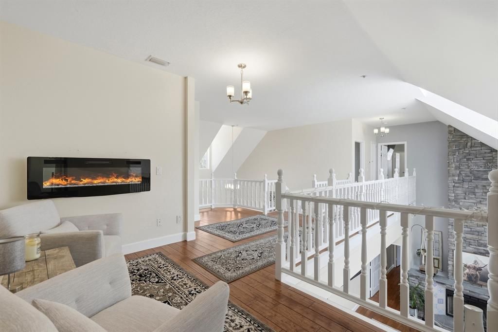 For Sale: $1,199,000 (7 beds, 4 baths, 4576 Square Feet)