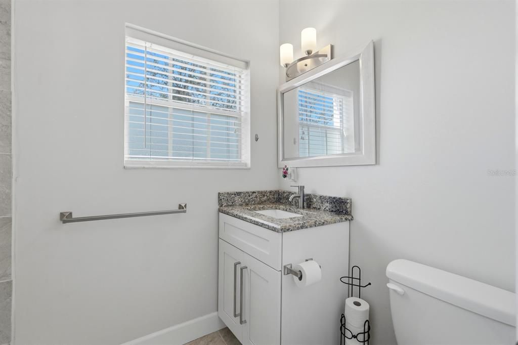 For Sale: $1,199,000 (7 beds, 4 baths, 4576 Square Feet)