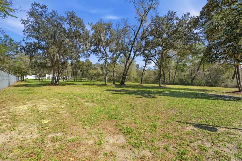 For Sale: $1,199,000 (7 beds, 4 baths, 4576 Square Feet)