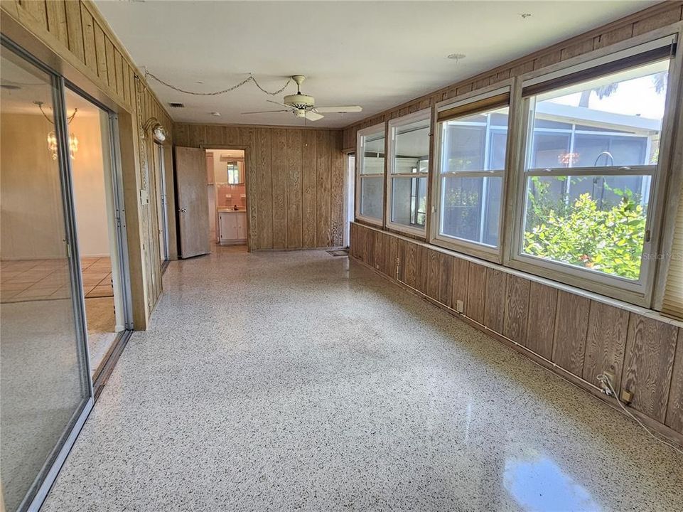 For Rent: $1,850 (2 beds, 2 baths, 1056 Square Feet)