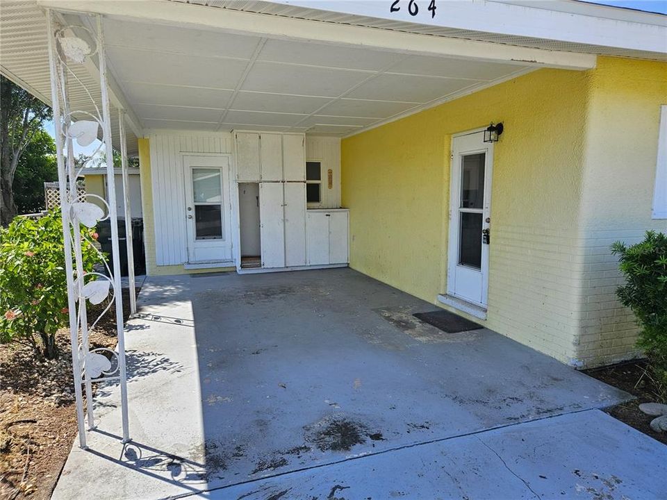 For Rent: $1,850 (2 beds, 2 baths, 1056 Square Feet)