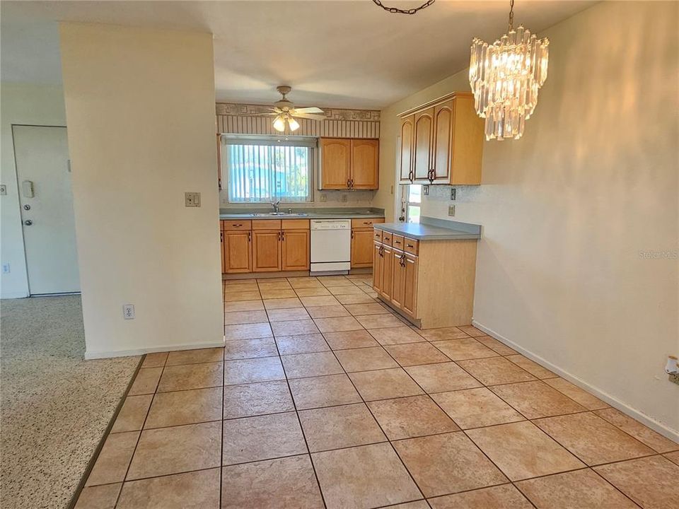 For Rent: $1,850 (2 beds, 2 baths, 1056 Square Feet)
