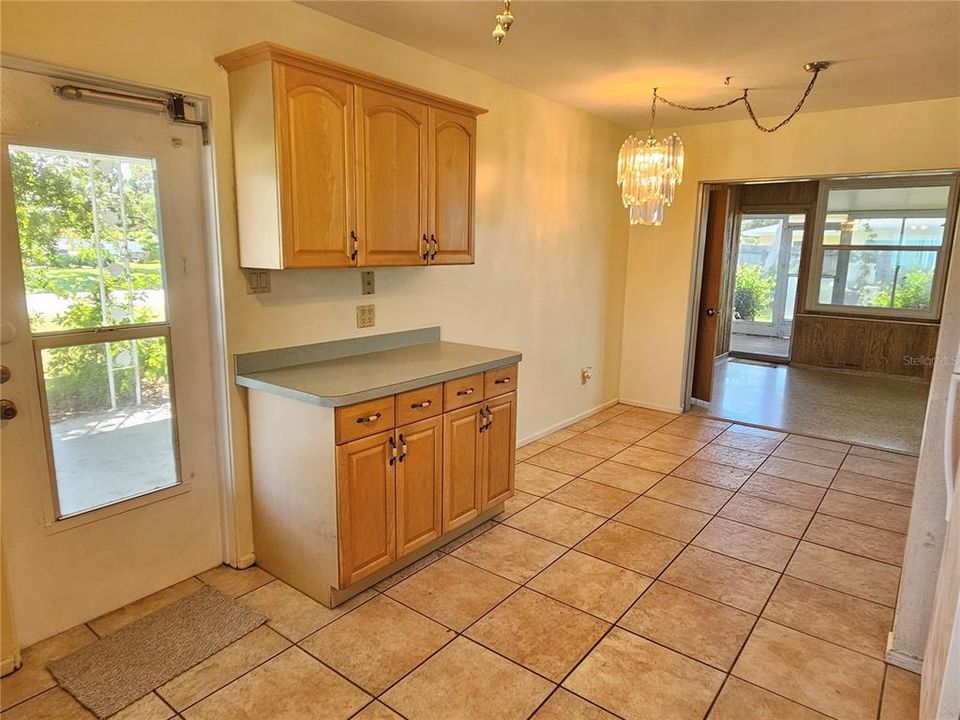 For Rent: $1,850 (2 beds, 2 baths, 1056 Square Feet)