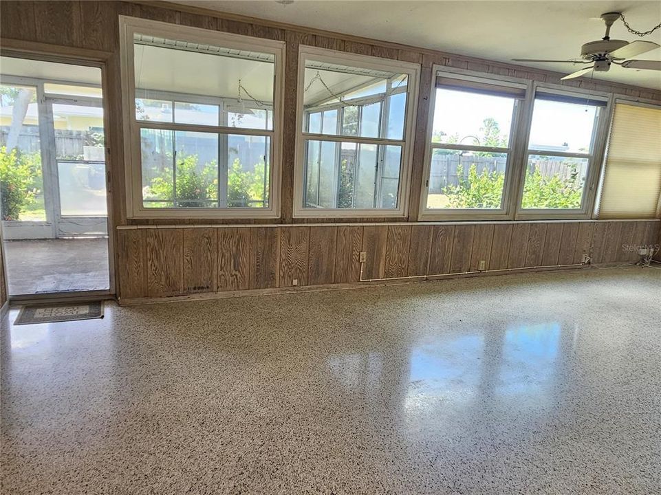 For Rent: $1,850 (2 beds, 2 baths, 1056 Square Feet)