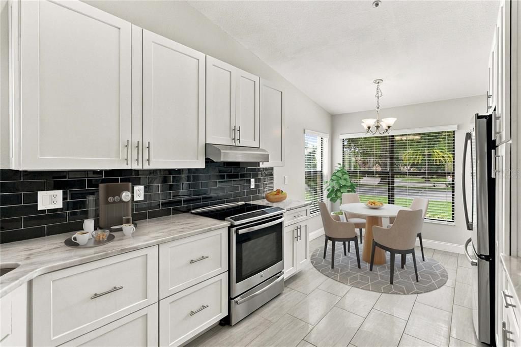 Activo con contrato: $385,000 (3 camas, 2 baños, 1767 Pies cuadrados)
