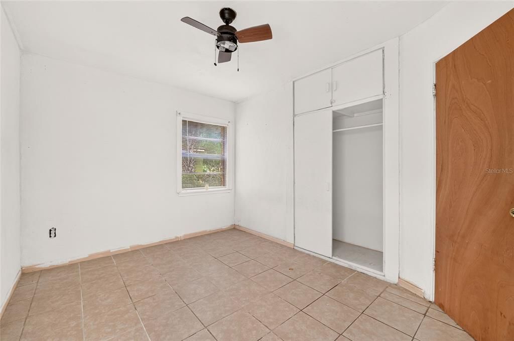 For Sale: $149,900 (3 beds, 2 baths, 1098 Square Feet)