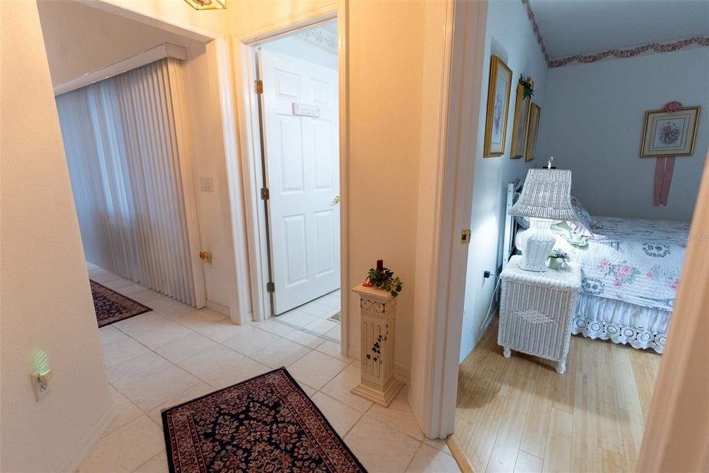 На продажу: $399,900 (4 спален, 2 ванн, 2209 Квадратных фут)
