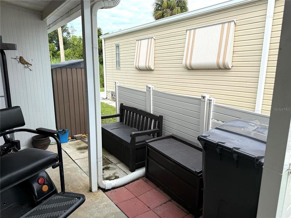 For Sale: $139,000 (2 beds, 2 baths, 1004 Square Feet)