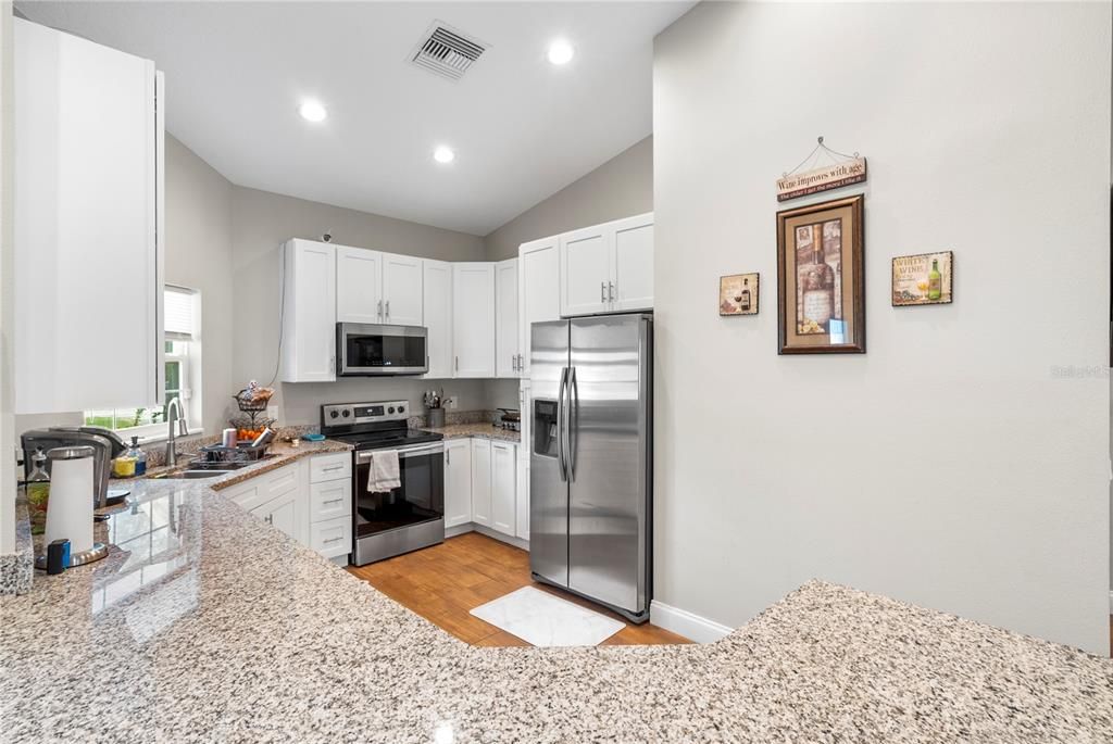 For Sale: $340,000 (3 beds, 2 baths, 1589 Square Feet)