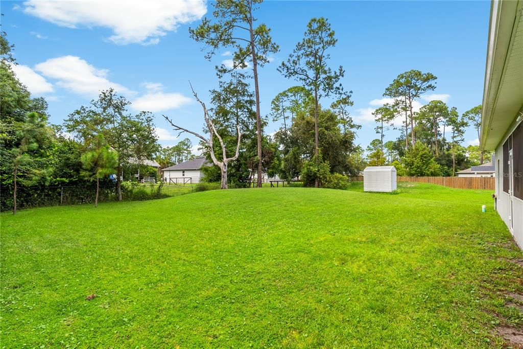 For Sale: $340,000 (3 beds, 2 baths, 1589 Square Feet)