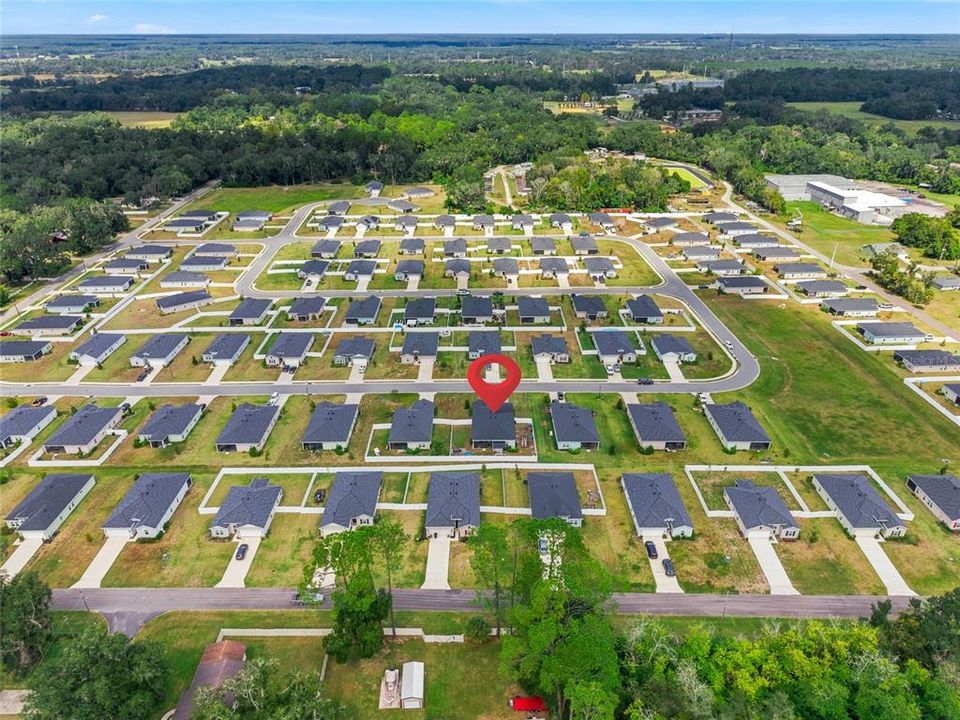 En Venta: $339,000 (4 camas, 3 baños, 2027 Pies cuadrados)