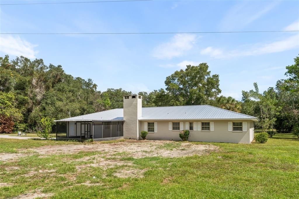 En Venta: $550,000 (3 camas, 2 baños, 2270 Pies cuadrados)