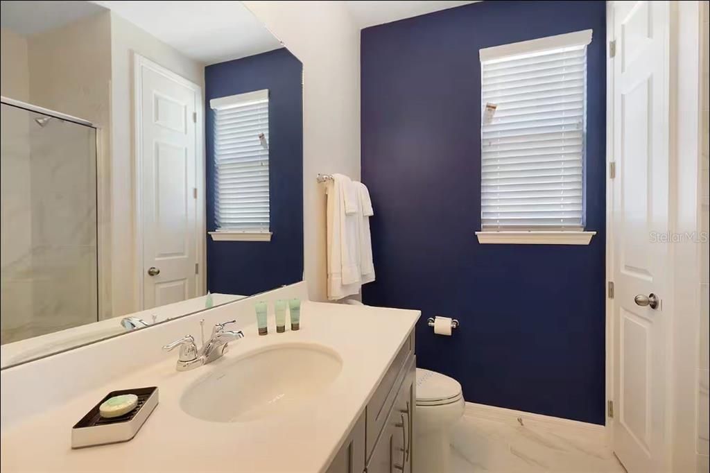 For Sale: $799,000 (9 beds, 6 baths, 4828 Square Feet)