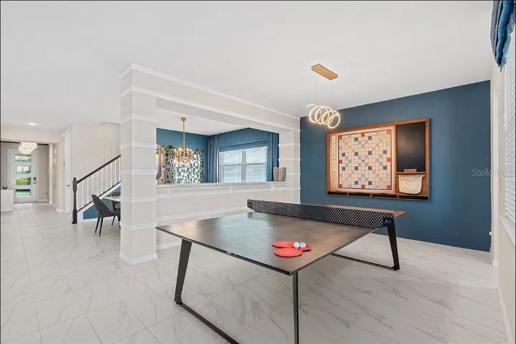 For Sale: $799,000 (9 beds, 6 baths, 4828 Square Feet)