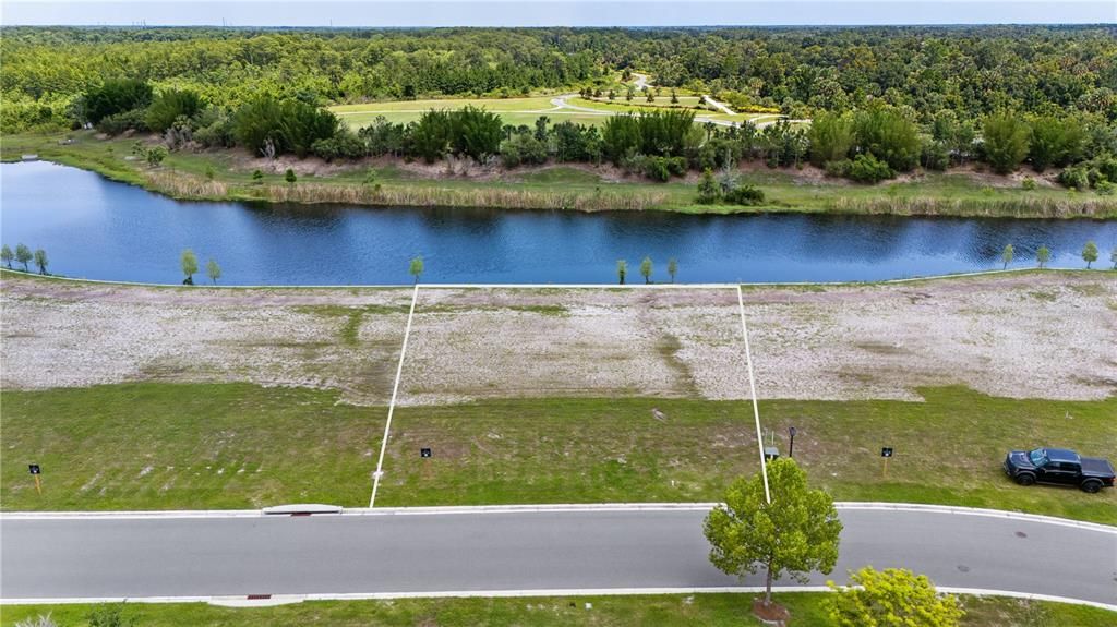 For Sale: $750,000 (0.27 acres)