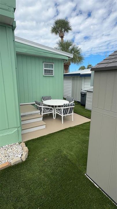 For Sale: $144,500 (1 beds, 1 baths, 862 Square Feet)