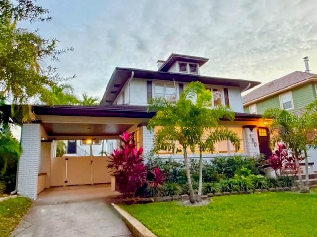 For Sale: $1,675,000 (4 beds, 3 baths, 2607 Square Feet)
