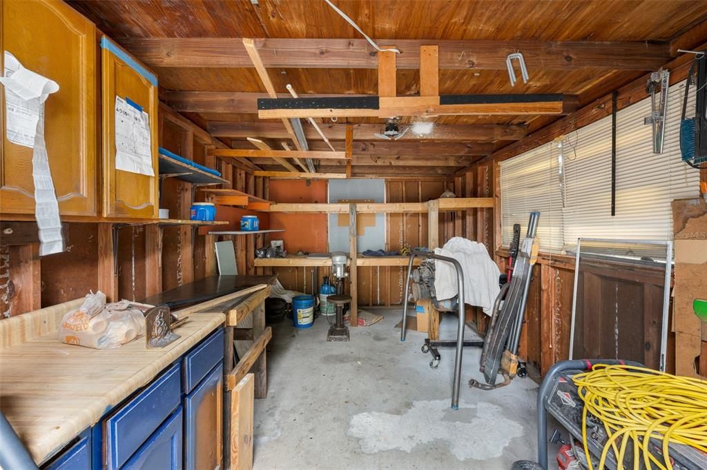 For Sale: $475,000 (3 beds, 2 baths, 1759 Square Feet)