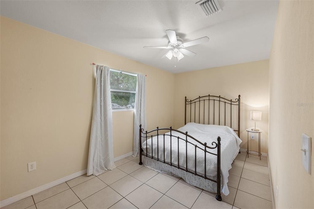For Sale: $475,000 (3 beds, 2 baths, 1759 Square Feet)