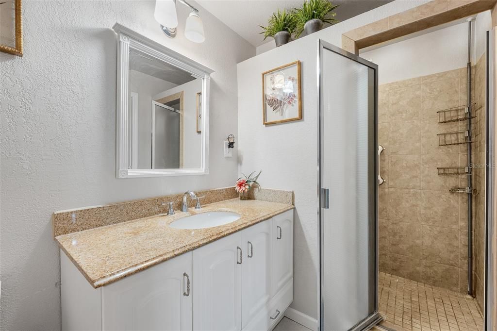 For Sale: $475,000 (3 beds, 2 baths, 1759 Square Feet)