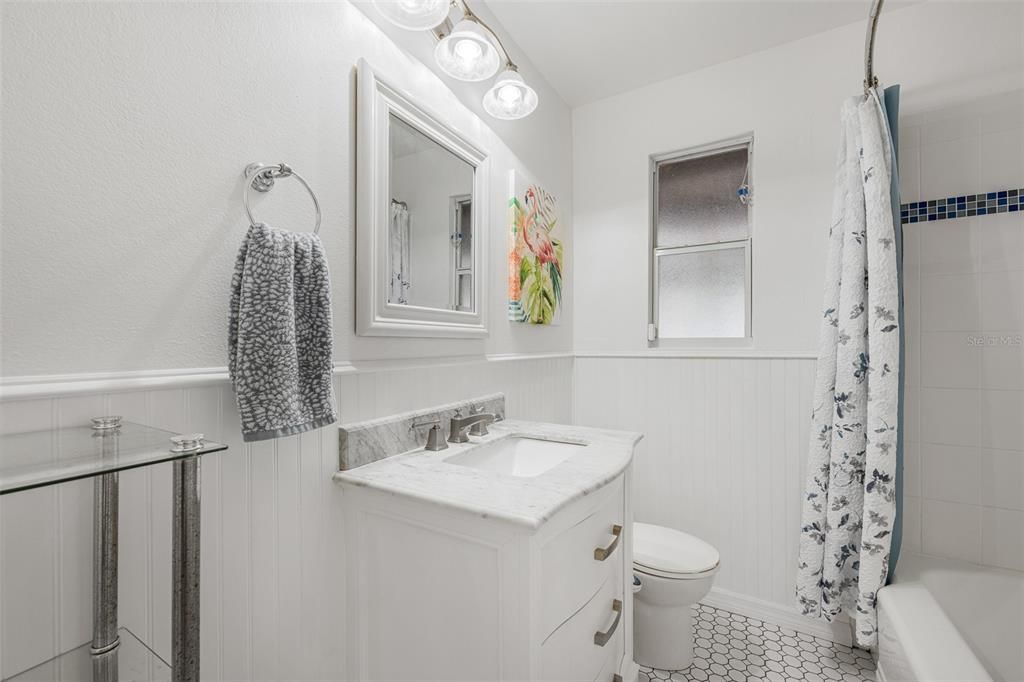 For Sale: $475,000 (3 beds, 2 baths, 1759 Square Feet)