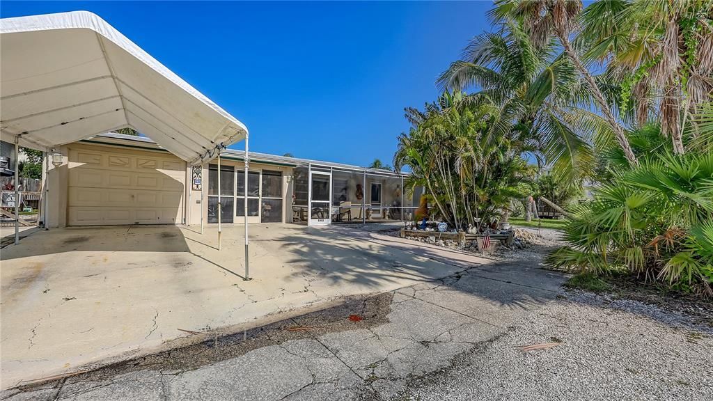 待售: $749,000 (0.20 acres)