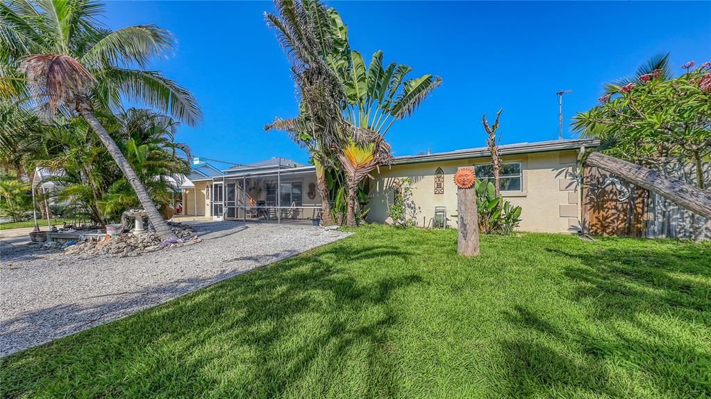 待售: $749,000 (0.20 acres)