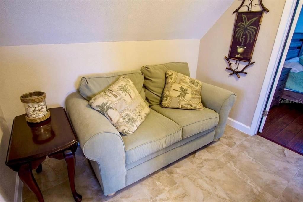 En Venta: $439,000 (3 camas, 2 baños, 1585 Pies cuadrados)