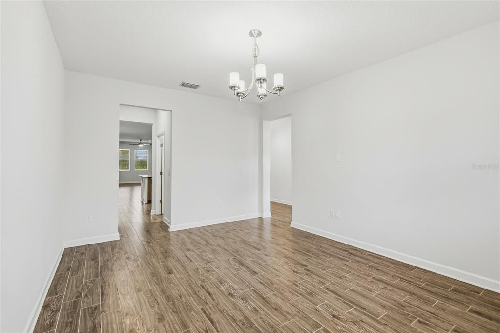 В аренду: $4,300 (5 спален, 3 ванн, 3956 Квадратных фут)