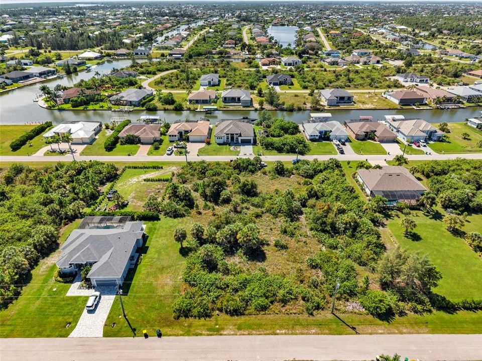 En Venta: $39,000 (0.23 acres)