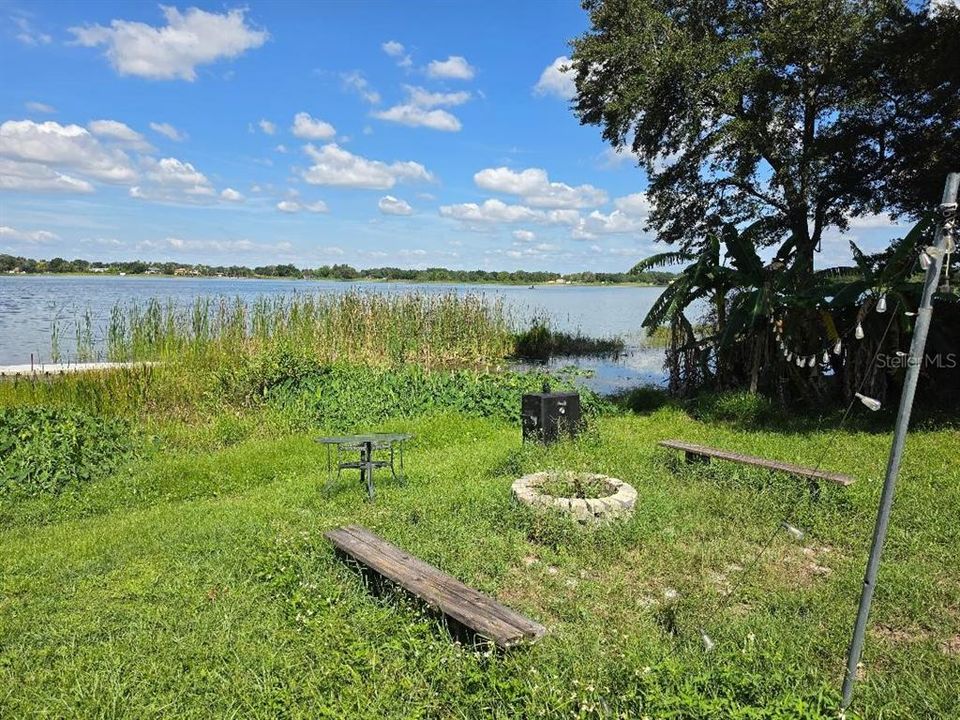 For Rent: $2,500 (4 beds, 2 baths, 1945 Square Feet)