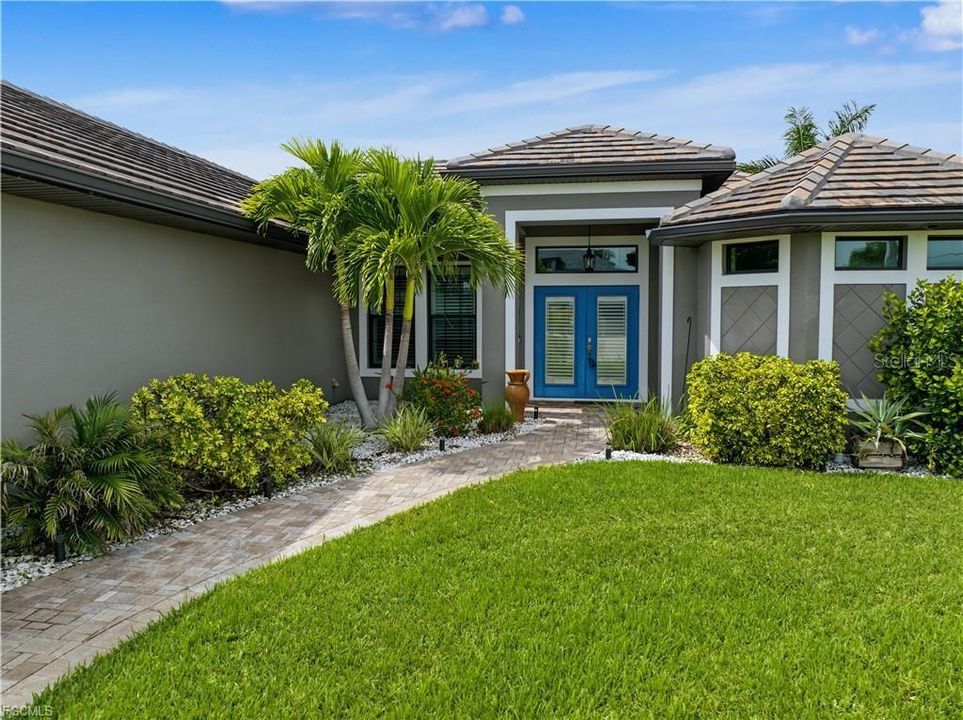 For Sale: $649,000 (3 beds, 2 baths, 1781 Square Feet)