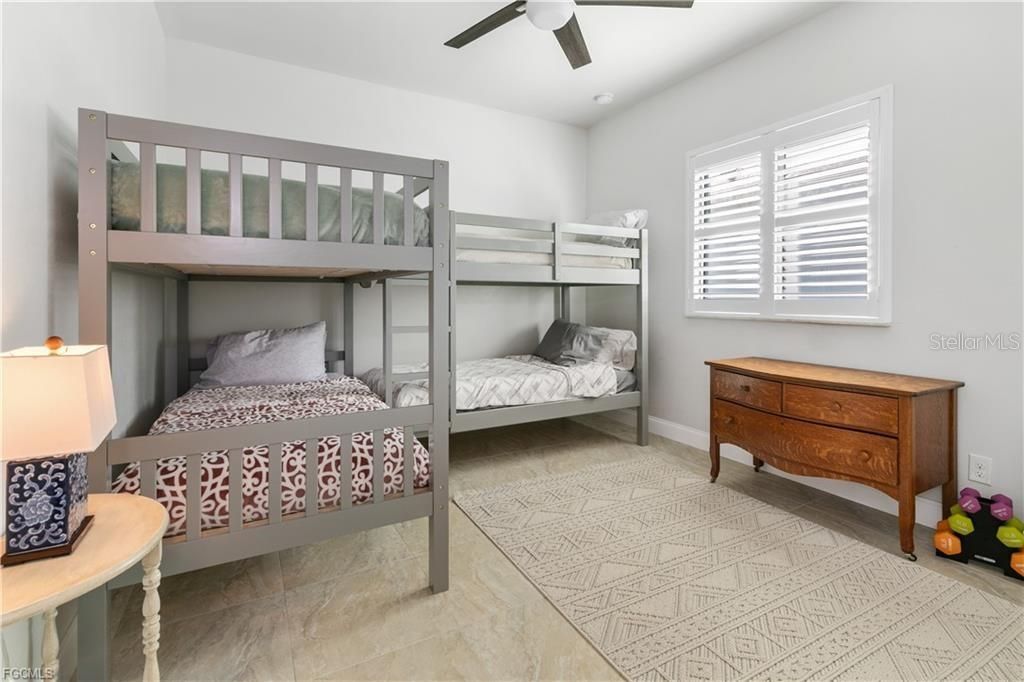 For Sale: $649,000 (3 beds, 2 baths, 1781 Square Feet)
