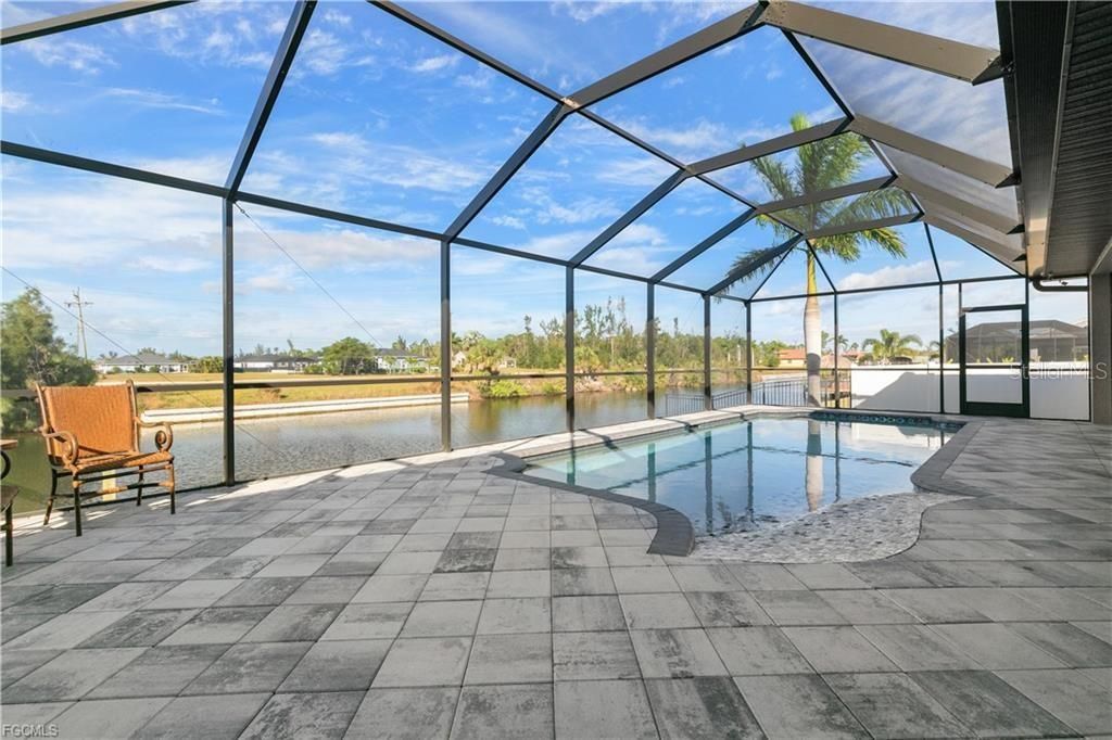For Sale: $649,000 (3 beds, 2 baths, 1781 Square Feet)