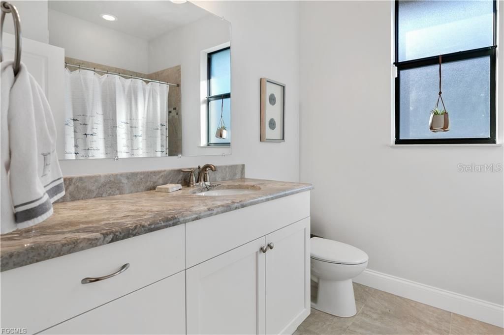 For Sale: $649,000 (3 beds, 2 baths, 1781 Square Feet)