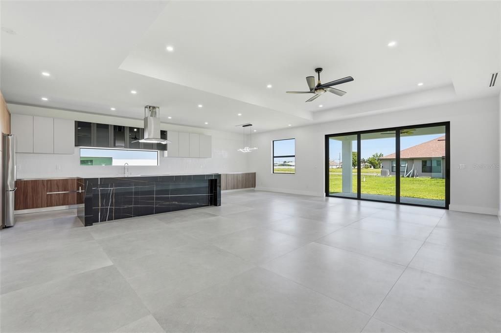 For Sale: $475,000 (3 beds, 2 baths, 2365 Square Feet)
