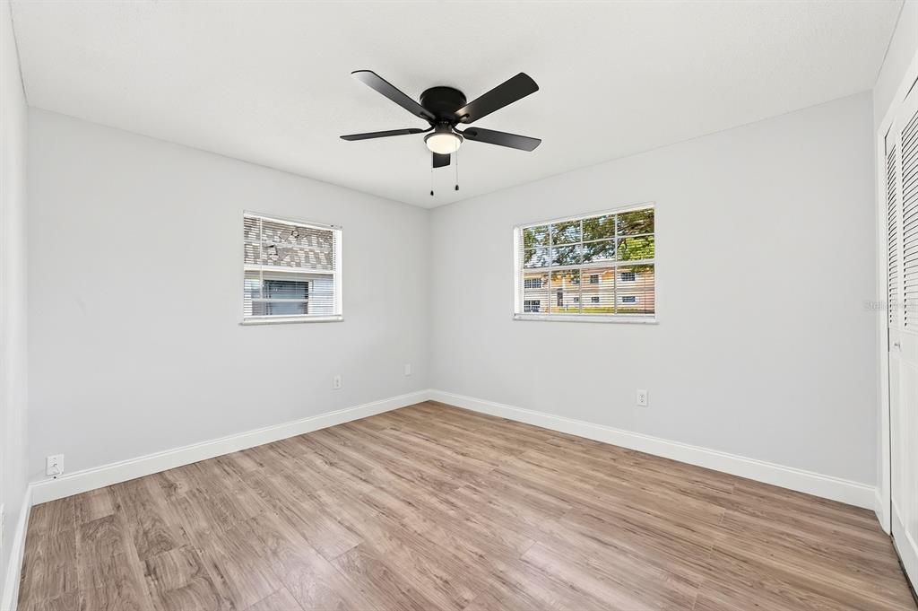 For Sale: $299,900 (3 beds, 2 baths, 1225 Square Feet)