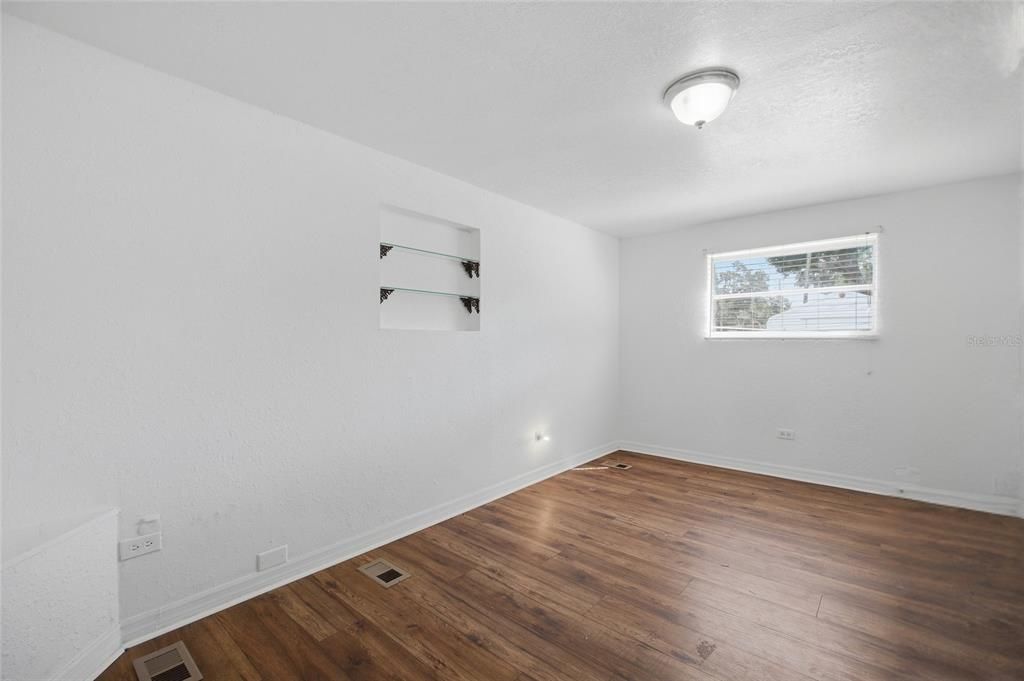 En Venta: $129,999 (3 camas, 2 baños, 984 Pies cuadrados)