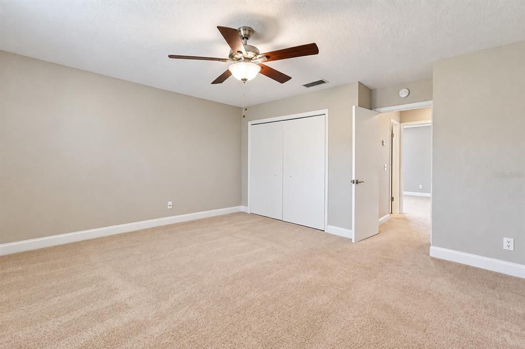 For Sale: $195,000 (2 beds, 1 baths, 1190 Square Feet)