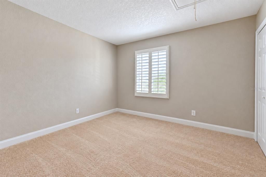 For Sale: $195,000 (2 beds, 1 baths, 1190 Square Feet)